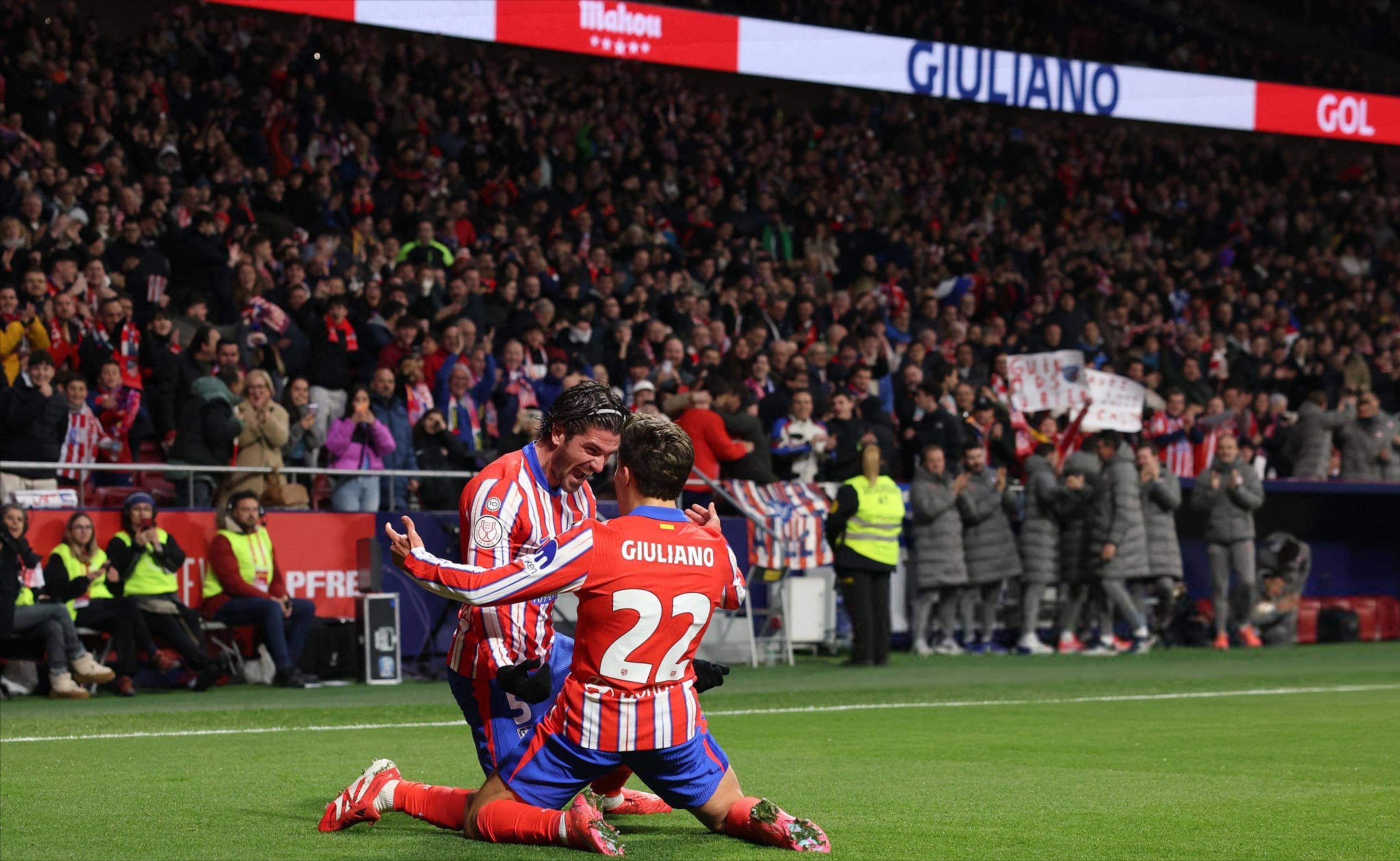 爱游戏平台-西甲逆转瞬间，专家点评精彩细节的简单介绍